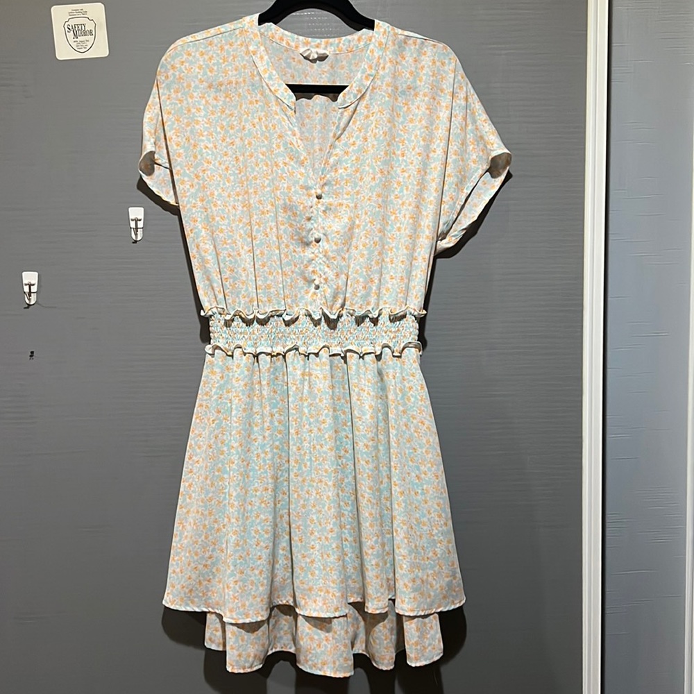 XL Sienna Sky dress perfect for spring and summer!